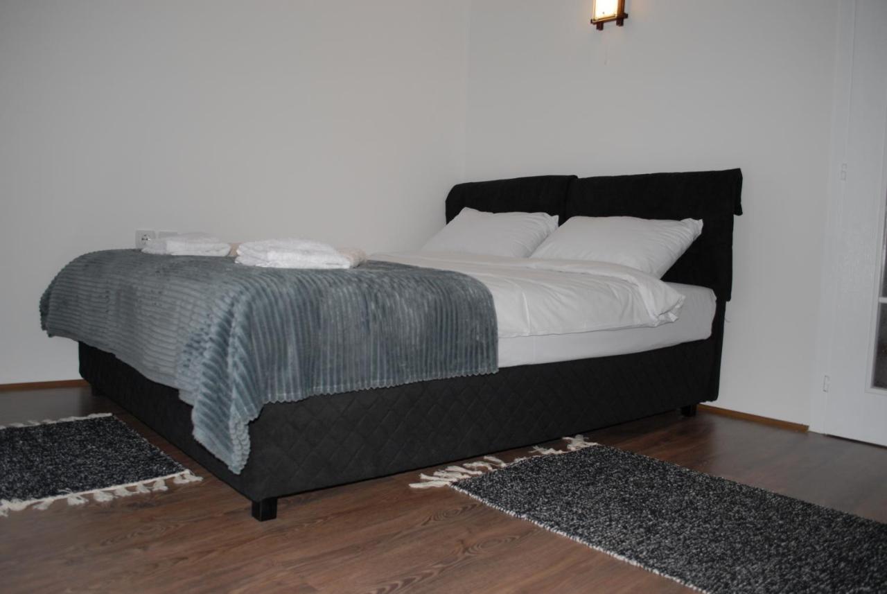 Stan Na Dan - Apartman Djordjevic Vranje Kültér fotó