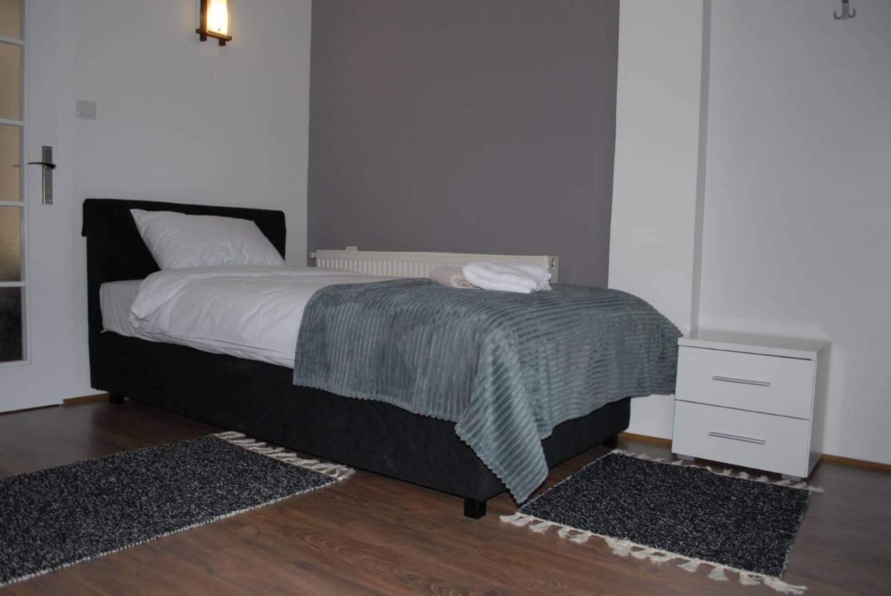 Stan Na Dan - Apartman Djordjevic Vranje Kültér fotó
